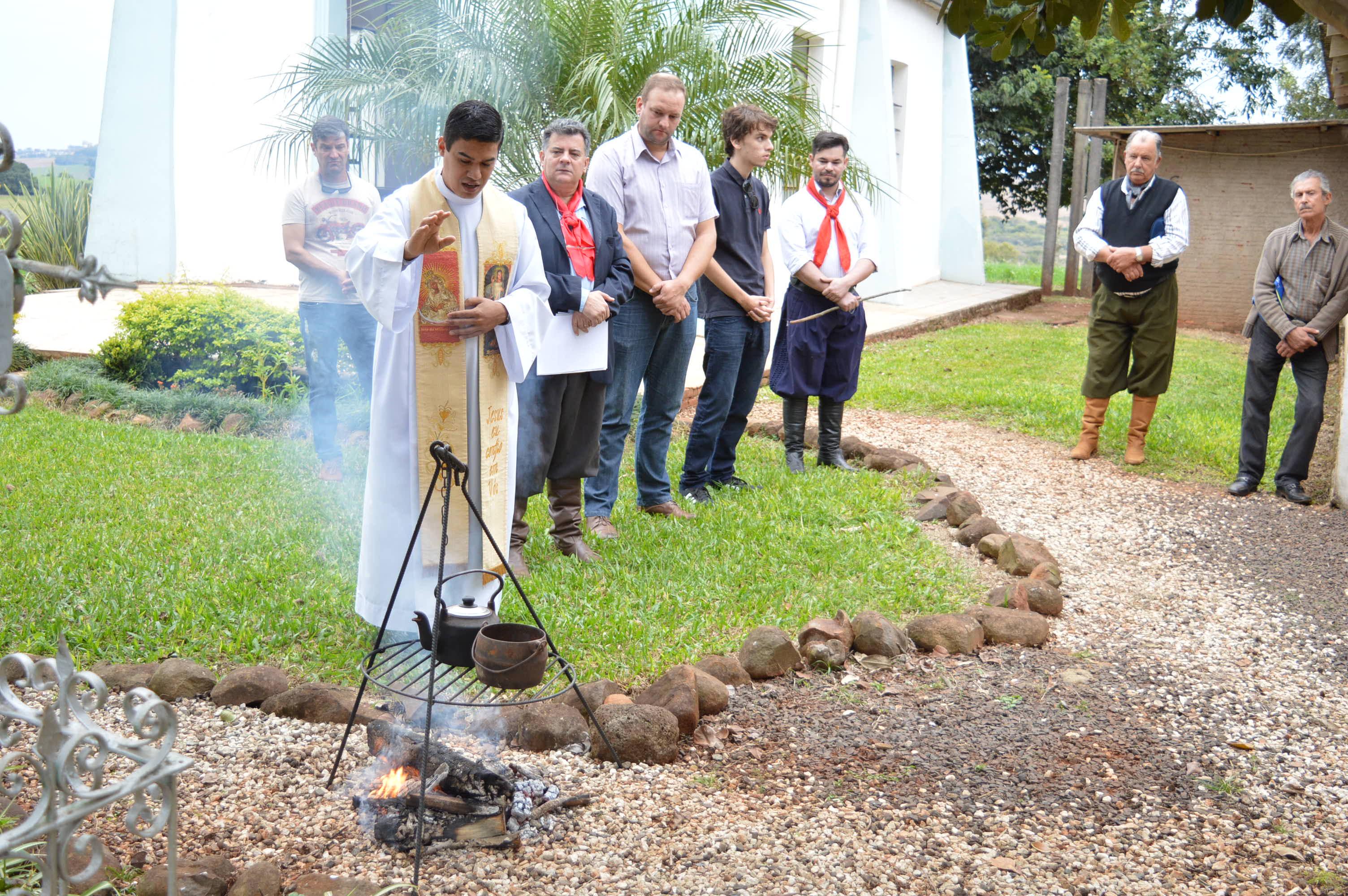 Chama do Carijo é acesa na Igreja Senhor Bom Jesus