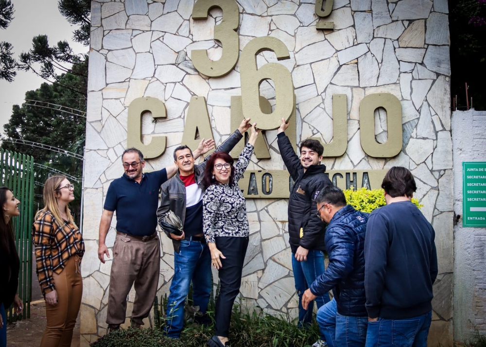 Vendas para o Acampamento da Cidade de Lona do Carijo foram abertas nesta sexta no Parque Municipal