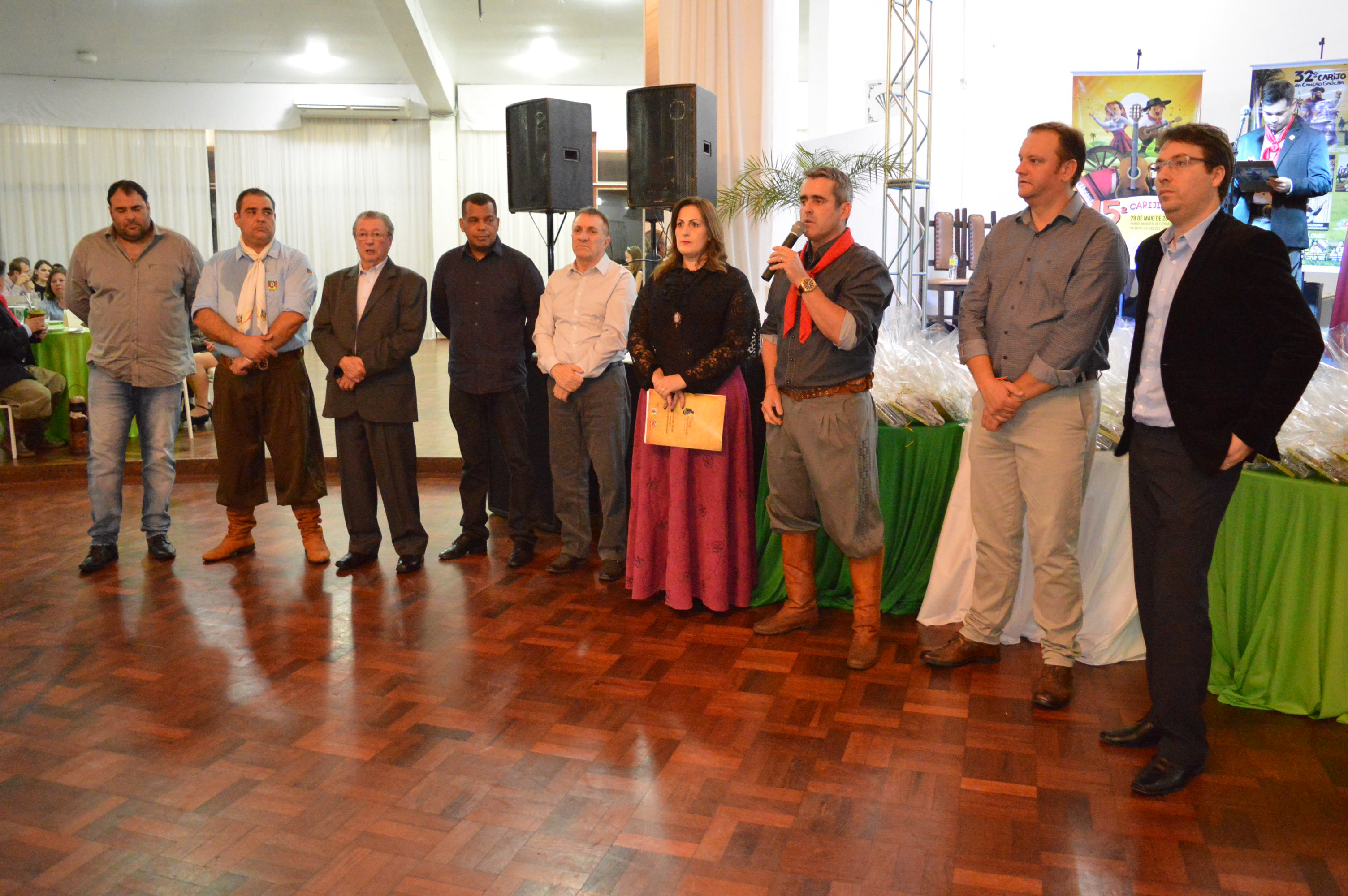 Comissão lança CD e DVD do 32° Carijo e 15° Carijinho